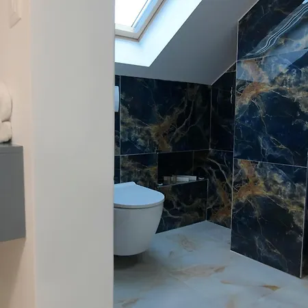 Blackmountain Szálloda *